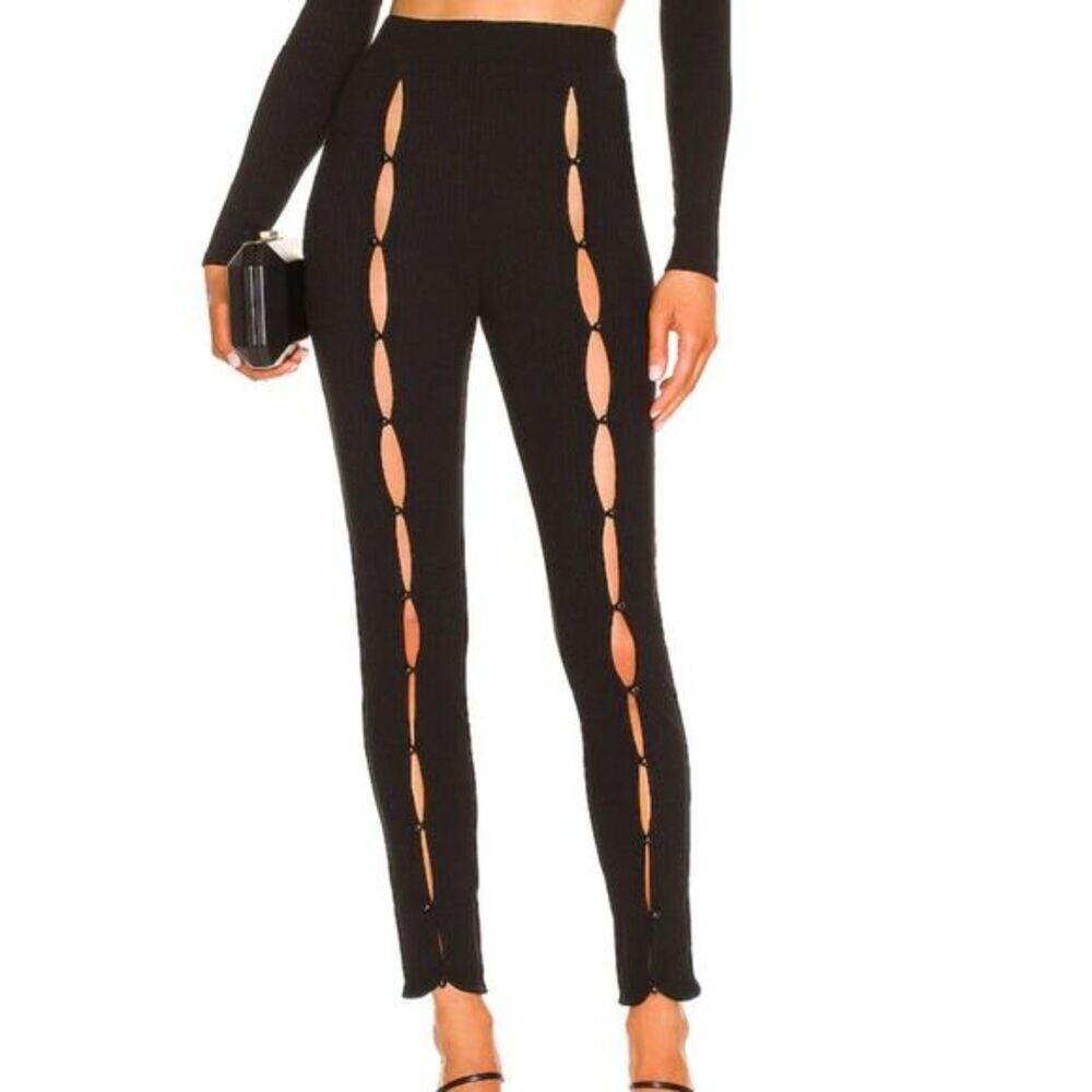 NWOT H:OURS Women's Black Cut Out Diara Straight Leg Button Detail Pants Size S